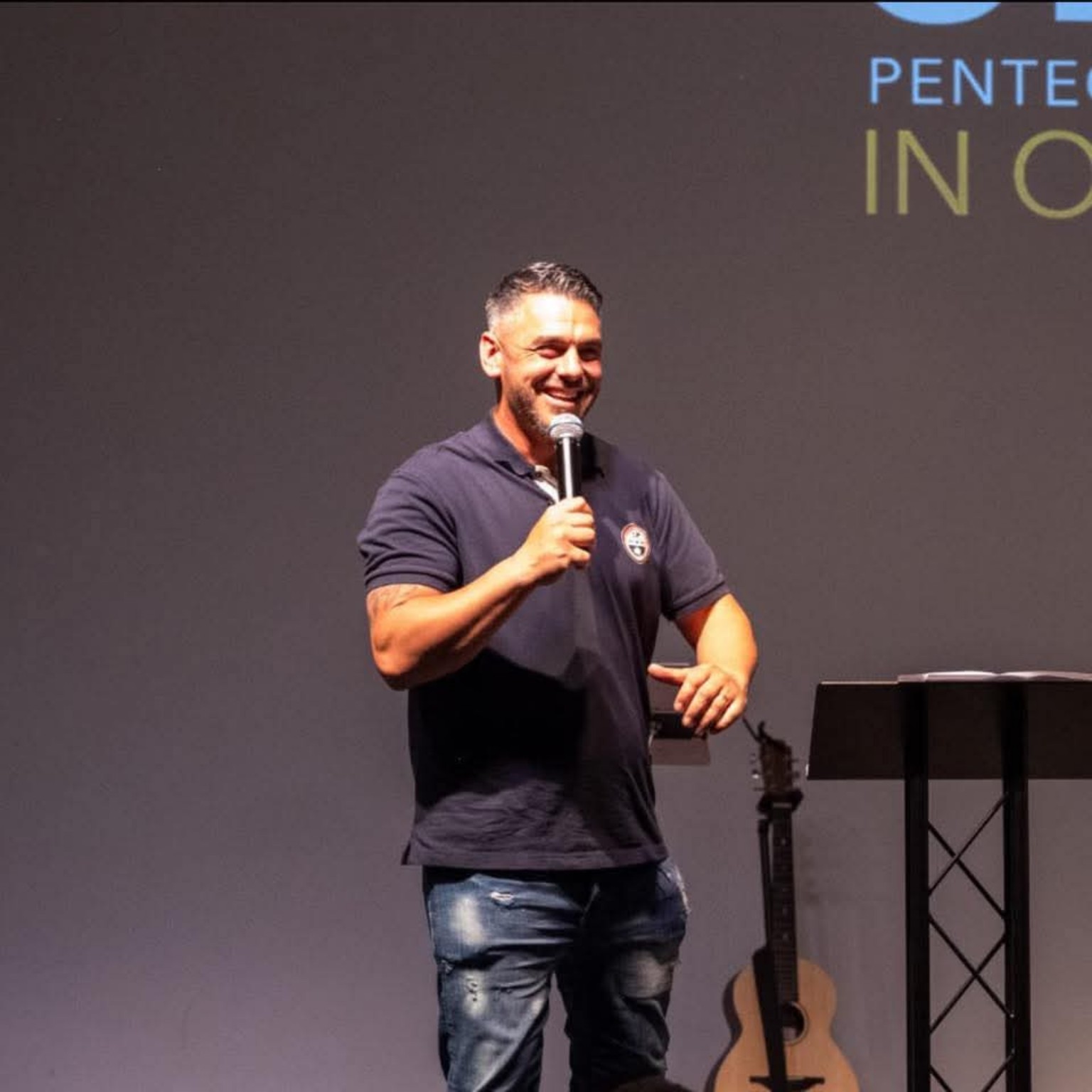 Craig Bennett compartiendo un mensaje